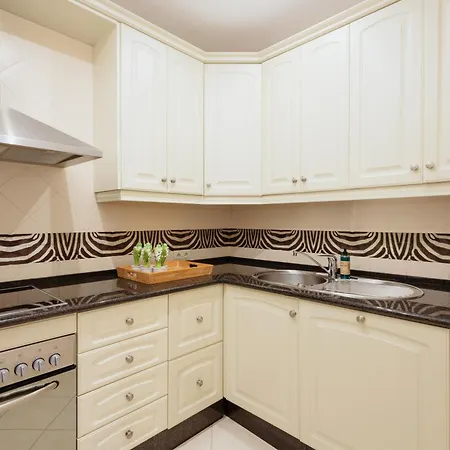 Dream Experience In Elviria: Luxury Property Close To Beaches, Restaurants And Golf Courses Apartment Marbella